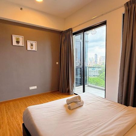 Beacon Executive Suite - City View - By Iz Джордж Таун Екстериор снимка