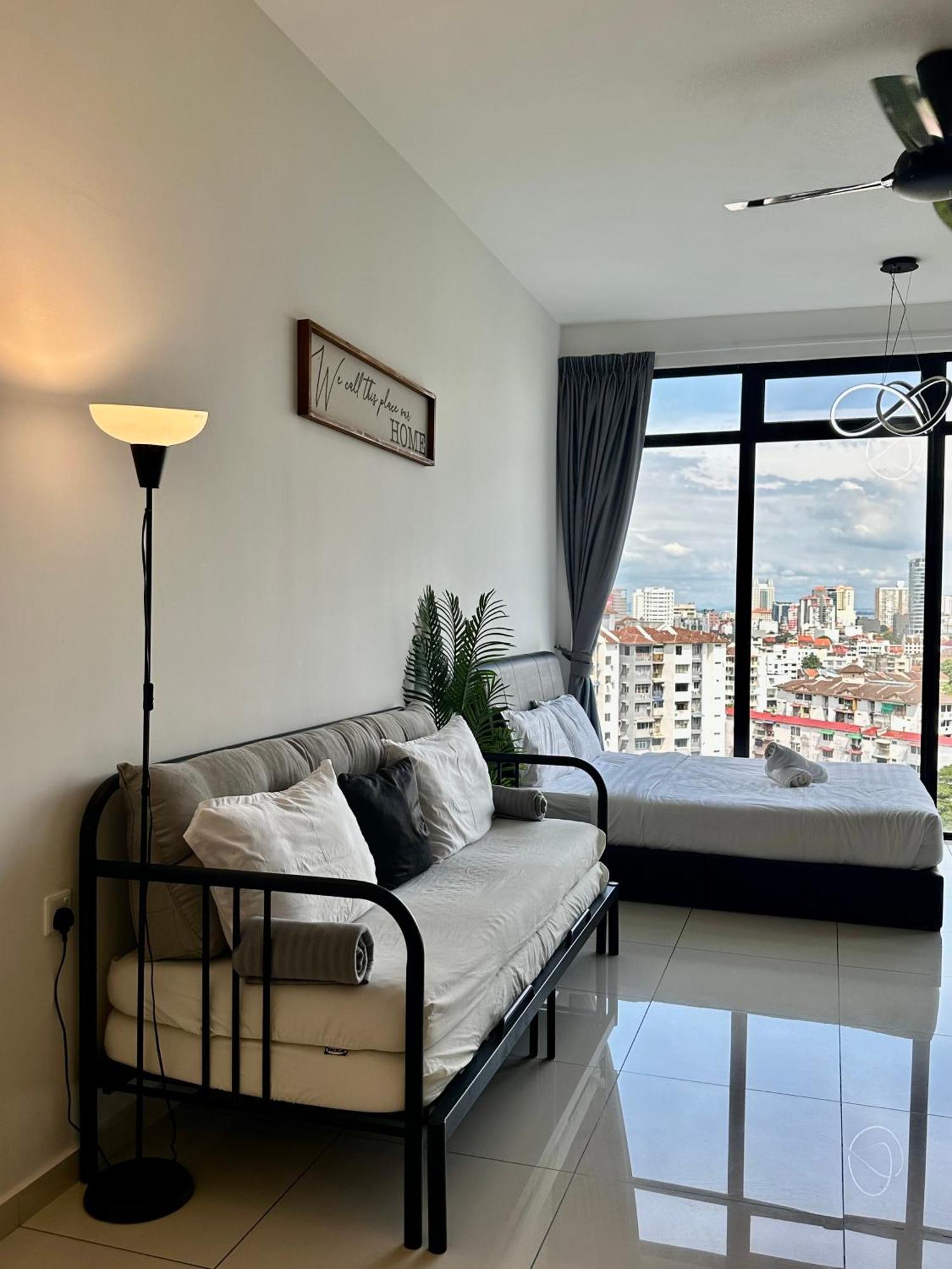 Beacon Executive Suite - City View - By Iz Джордж Таун Екстериор снимка