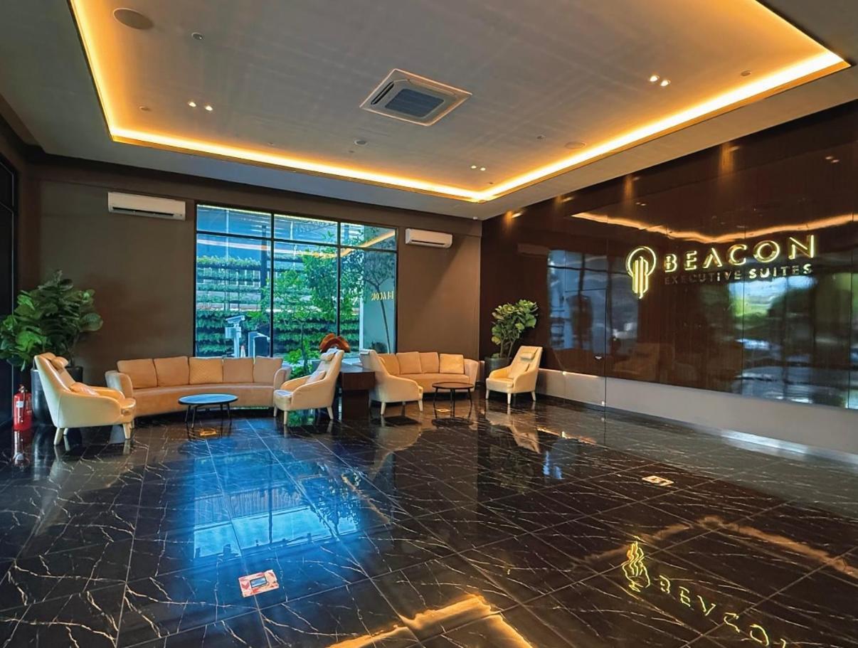 Beacon Executive Suite - City View - By Iz Джордж Таун Екстериор снимка